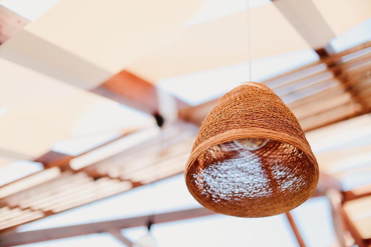Klajdi Resort & Spa Голем Экстерьер фото A pendant light