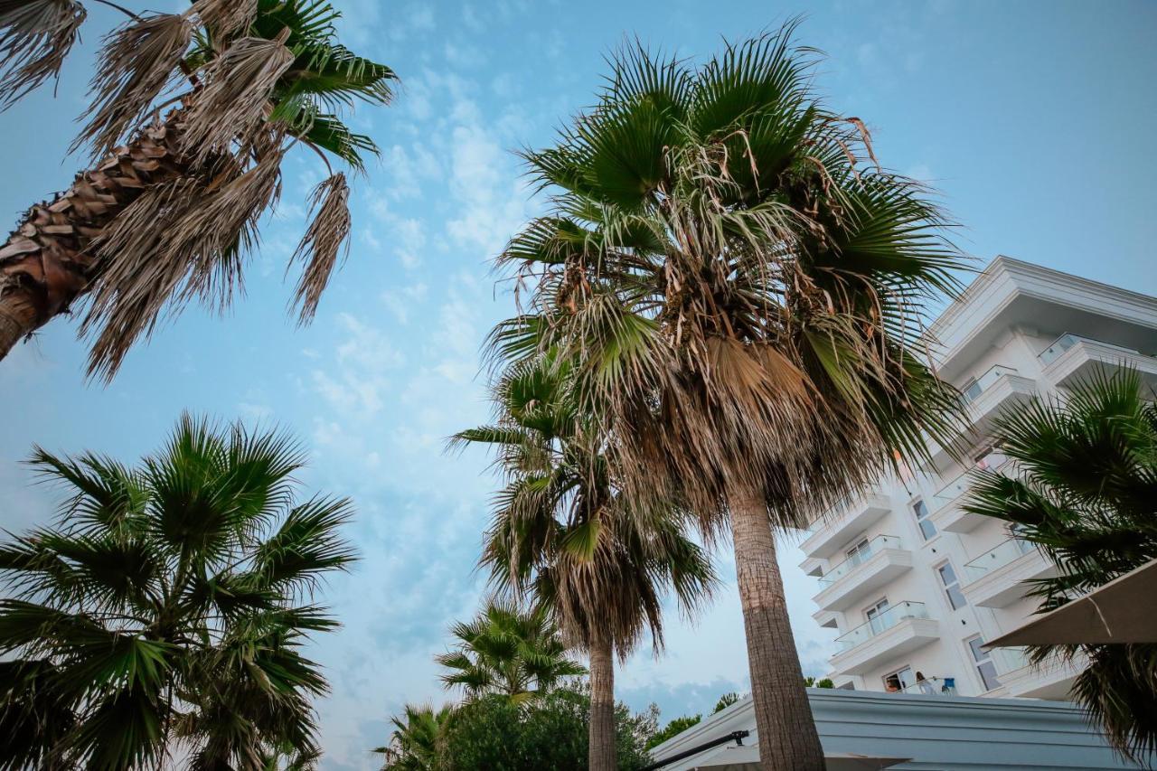 Klajdi Resort & Spa Голем Экстерьер фото Palm trees in Rhodes