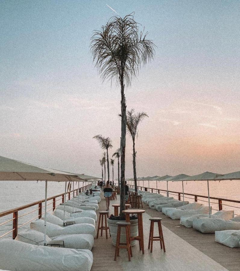 Klajdi Resort & Spa Голем Экстерьер фото Sunset at the beach